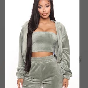 Valerie Two Piece Set With Frill Details Set